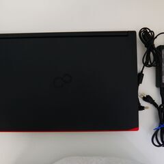 富士通 Windows11 15.6型ノートPC SSD + メモリ12GB + WEBカメラ【メンテナンス済み】（0600452）の画像