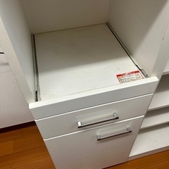 食器棚の画像