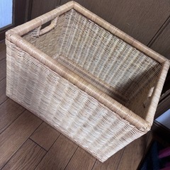 カゴの画像