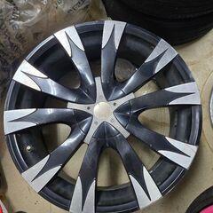 19インチ 8J+48 4本の画像