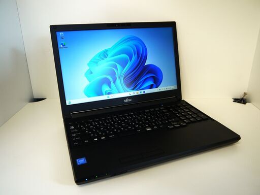 【お渡し済み】富士通 Windows11 15.6型ノートPC SSD + メモリ12GB + WEBカメラ【メンテナンス済み】（03