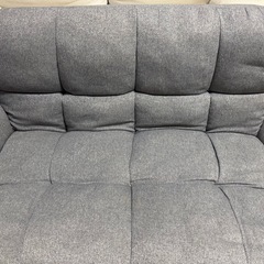 ニトリ2人掛けソファの画像