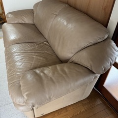 でっかいソファーの画像