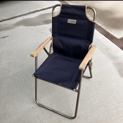軽量アウトドアチェア 袋付　折りたたみ 