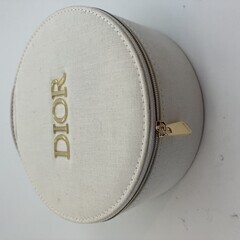 Ｃｈｒｉｓｔｉａｎ　Ｄｉｏｒ　化粧ポーチ　ミラー付　ホワイト　ノ...