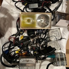 今週売れなければ捨てます。車部品、使えるかも昔ストックしていた物です。の画像