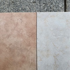 アレスタイル　300角平　4箱（1箱12枚）と箱無し40枚(カケ含む)の画像