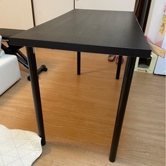 IKEA デスク　机
