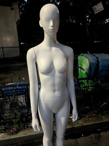 マネキン女性全身リアルボディ　トルソー