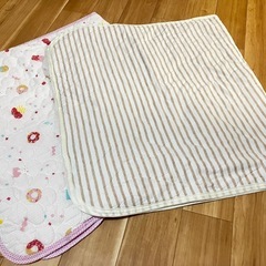 敷きパッド　2枚セット