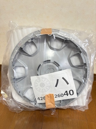 ハイエースホイールカバー 新品未使用