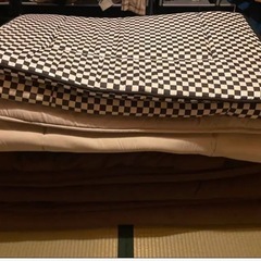 中古布団セット　ペット用等にお使いいただけます。　　　　