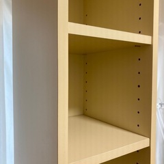 隙間収納　本棚の画像