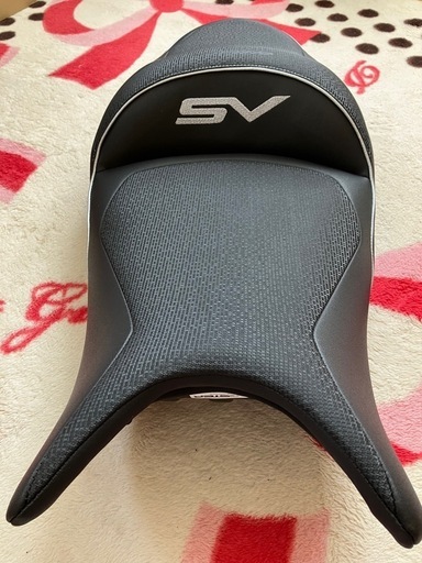 SV650/SV650X用バグスターレディシートブラック／シルバー 美品