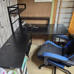 L型デスクとゲーミングチェアセット