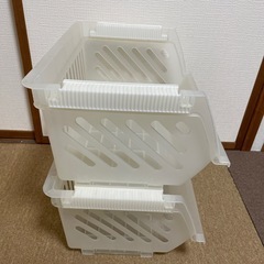 収納ラックの画像