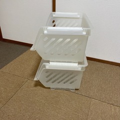 収納ラックの画像