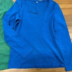 XLレディースカラフルロングTシャツ2枚の画像