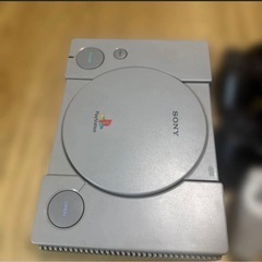 SONY PlayStation 本体とコントローラー3つセット...