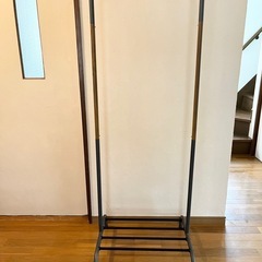 【早い者勝ち‼️】シンプルハンガーラック