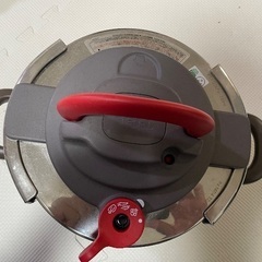 T-fal ティファール圧力鍋の画像
