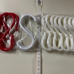 S字フックの画像