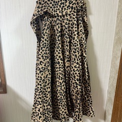 ロイヤルパーティ　服の画像
