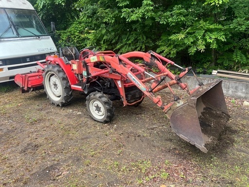 トラクター　バケット付き　ディーゼル　三菱