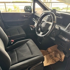 ⭐️RK5ステップワゴン⭐️車検10ヶ月残りあり！自動車税も込み価格です！の画像