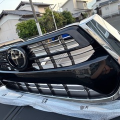 最終値下げ★TOYOTAハイラックス Z 後期 純正フロントグリル 