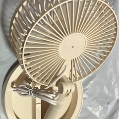卓上折り畳み扇風機の画像