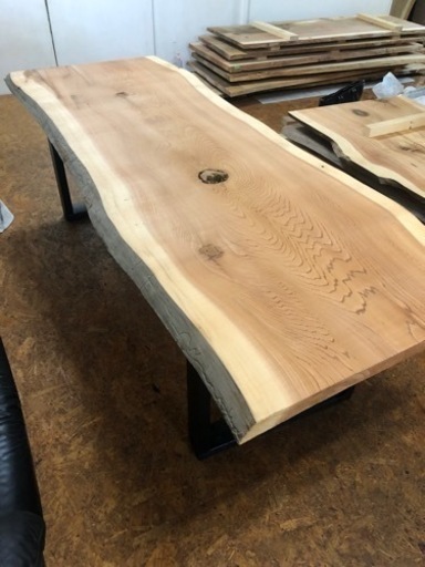 ⑩ 大特価 国産 特大 無垢 一枚板ダイニングテーブル 長さ215cm