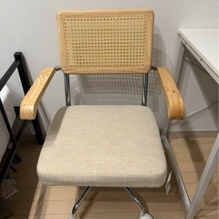 デスクチェアの画像