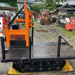 日輪　林内車 ウインチ 8馬力　運搬車　荷台　吊り上げ　集材機　木材運搬車　林内作業車 クローラー　油圧　ガソリン 簡易始動動画ありの画像