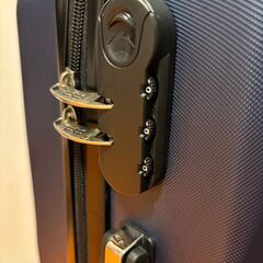 Lojel CUBO スーツケース ネイビー 機内持ち込み　※ハンドル破損の画像
