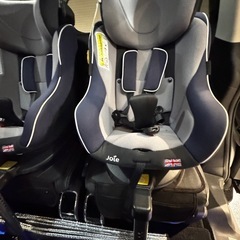 【中古美品】チャイルドシート Joie アーク360°（ブラック&ネイビー）の画像