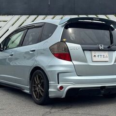 ★津島市発★ ホンダ フィットハイブリッド RSファインスタイル 無限フルエアロ MT6速 ダウンサス ワーク16インチアルミ 社外音響の画像