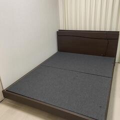ベットフレーム(クイーンサイズ)の画像