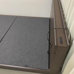 ベットフレーム(クイーンサイズ)の画像