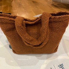 ✨新品　タグ付き　ミニオンもこもこバックの画像