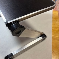 折りたたみパソコンスタンドの画像