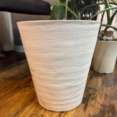 【シンプル白鉢／陶器風ナチュラルプランター】