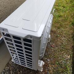 電気工事士による空調取り付け
