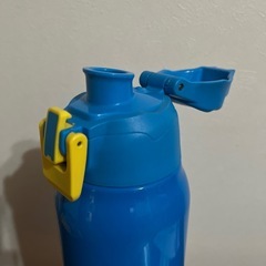 サーモス 真空断熱スポーツボトル1.0ℓ ブルーの画像