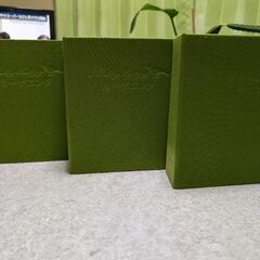 値下げしました。木草花の名前、育て方等を調べられるガーデニングの本3冊の画像