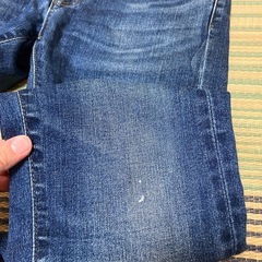 ユニクロ デニム ストレートの画像