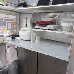 装備品全部ぶっ込み　キッチンカー
の画像