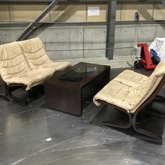 【中古】会議/応接セット（テーブル1台＋チェア4脚）現地販売中！の画像
