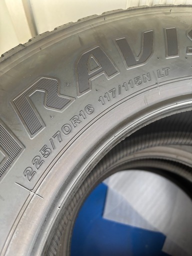 225 70 16 新品タイヤ一本