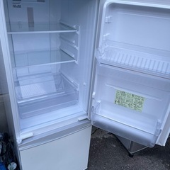 冷蔵庫、必要な方に差し上げます

